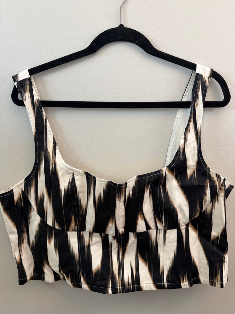 NWT Banana Republic Crop Top